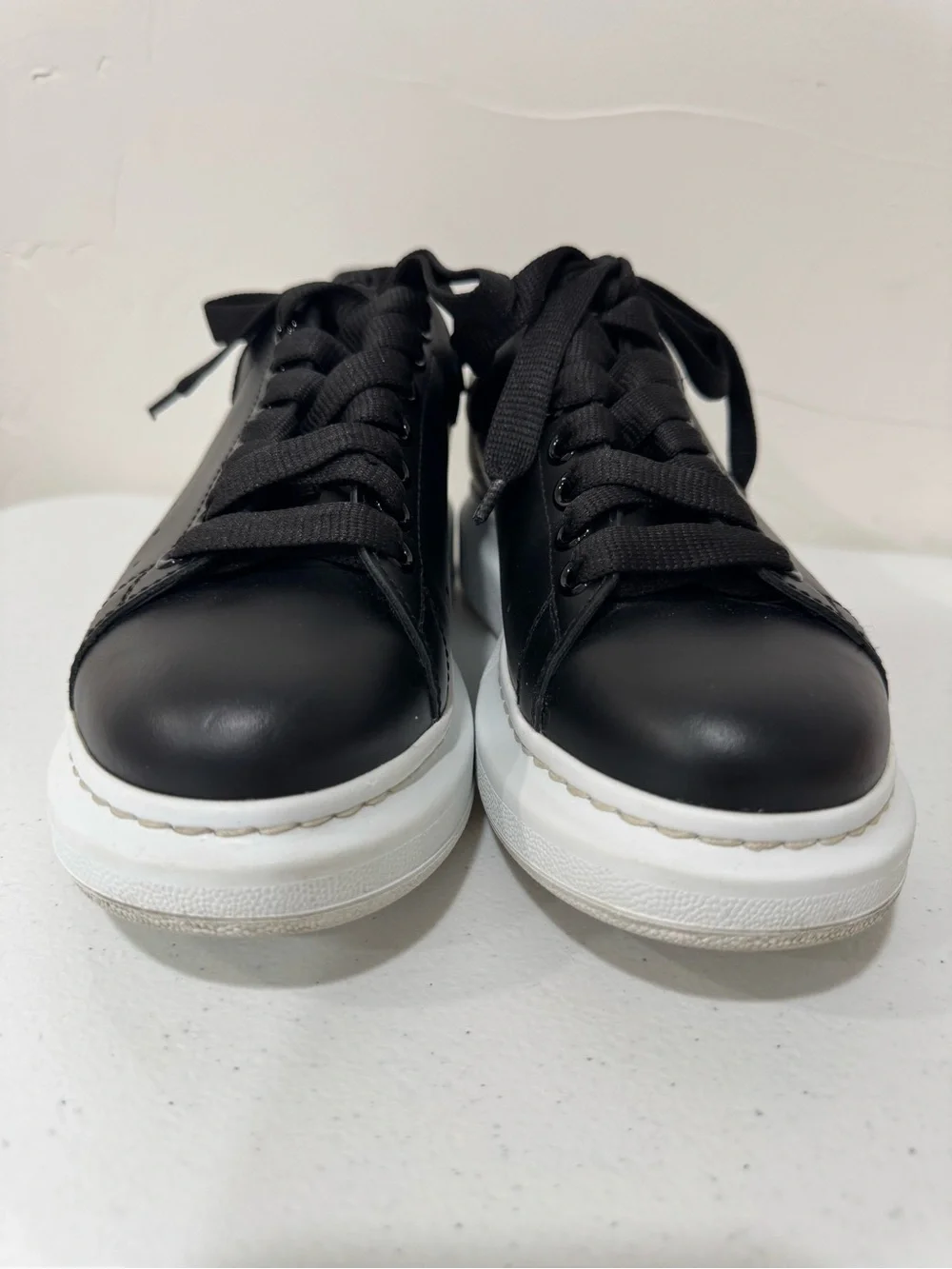 Alexander McQueen alexander mcqueen
